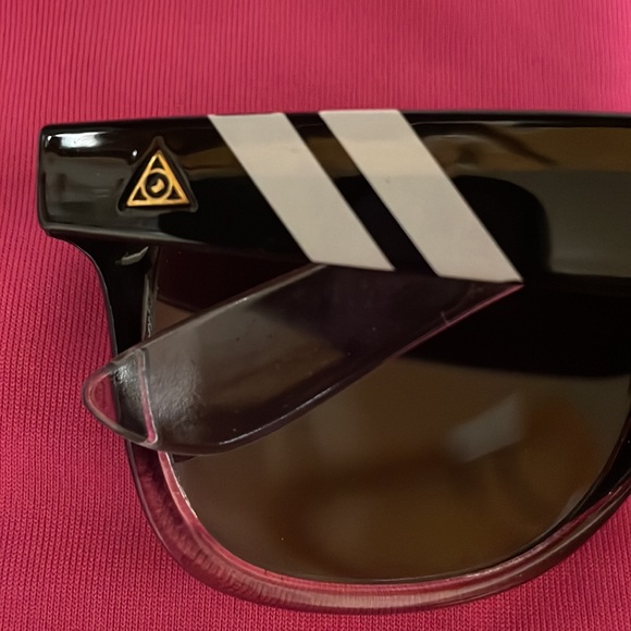 🤑SOLD🤑Blenders M Class // Tipsy Goat Polarized Sunglasses - Picture 8 of 8